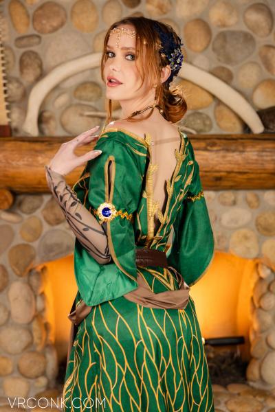 Chloe Foxxe cosplay porn
