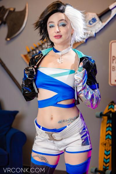 Stevie Moon cosplay 4k vr porn movie