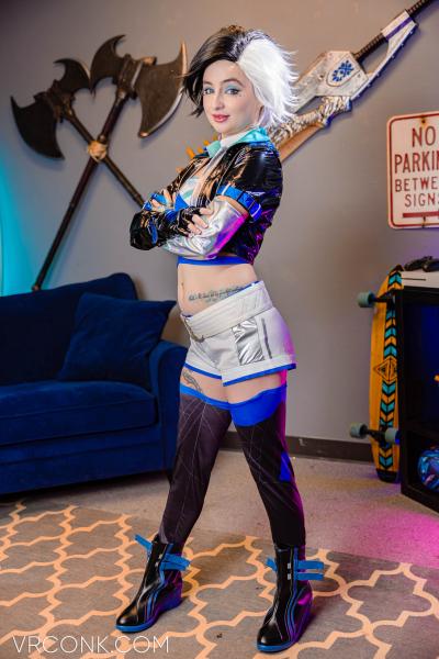 Stevie Moon cosplay 4k vr sex video