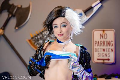 Stevie Moon cosplay 6k vr porn scene