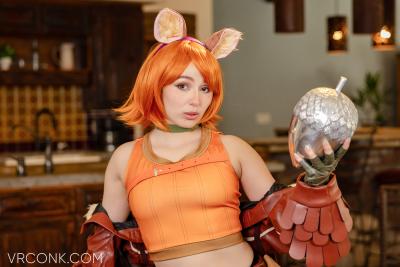 Leana Lovings cosplay